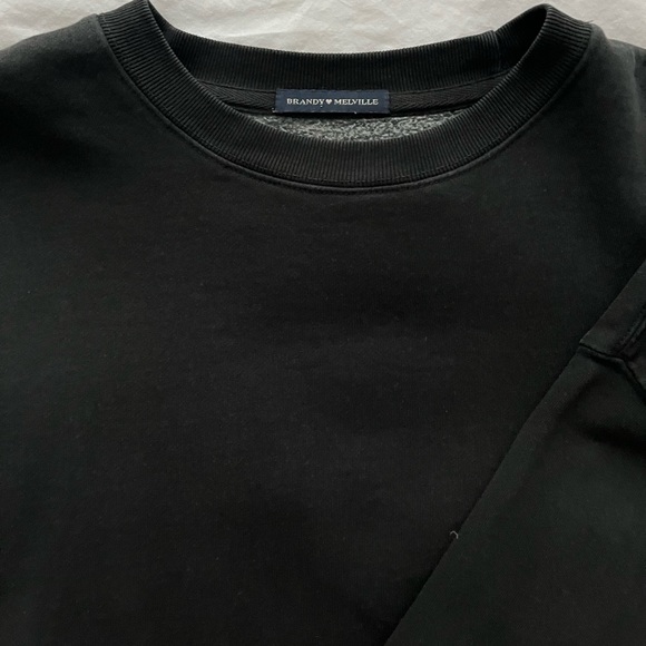 Brandy Melville black crewneck sweatshirt - Picture 2 of 2